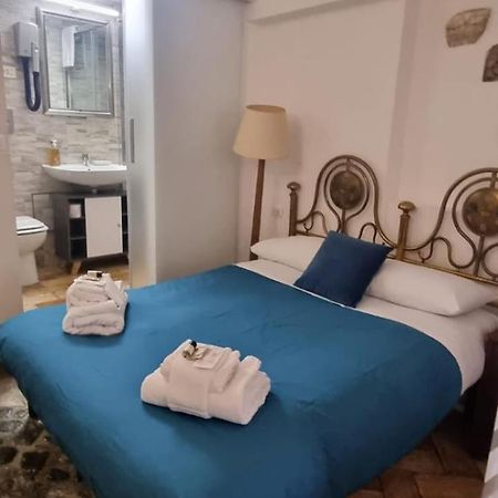 Domus Next Campo De'Fiori With Thermal Shower Рим Экстерьер фото