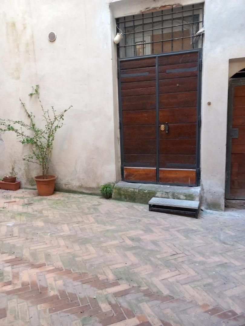 Domus Next Campo De'Fiori With Thermal Shower Рим Экстерьер фото